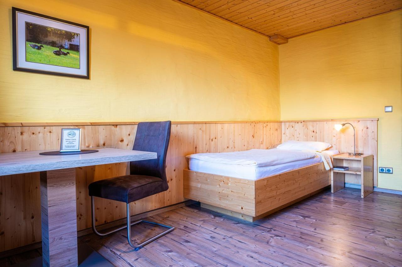Gasthof Weisser Schwan Windischeschenbach Экстерьер фото